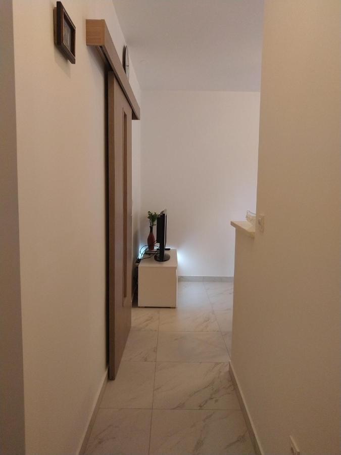 Deluxe Apartment Joia With Balcony On The Beach Bacvice, Free Parking, Old Town, Near Ferry Port Split Dış mekan fotoğraf